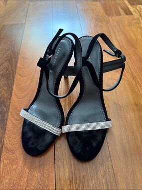 Zara Black Suede Heeled Sandals with Rhinestone Toe Strap